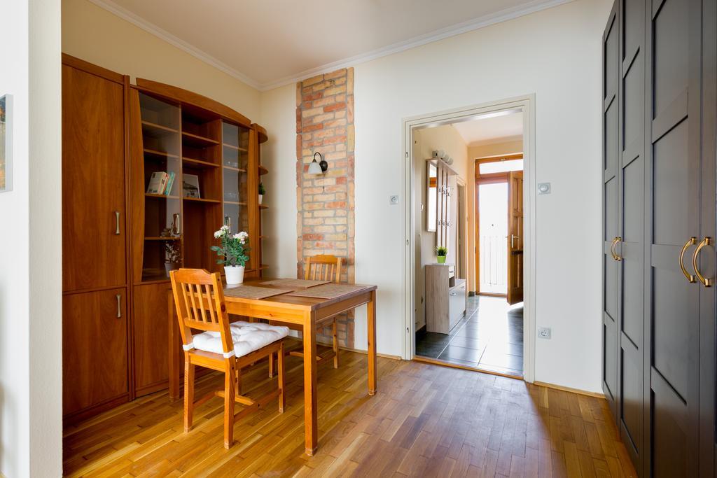 East Station Studios - Baross Home 1 & 2 بودابست المظهر الخارجي الصورة