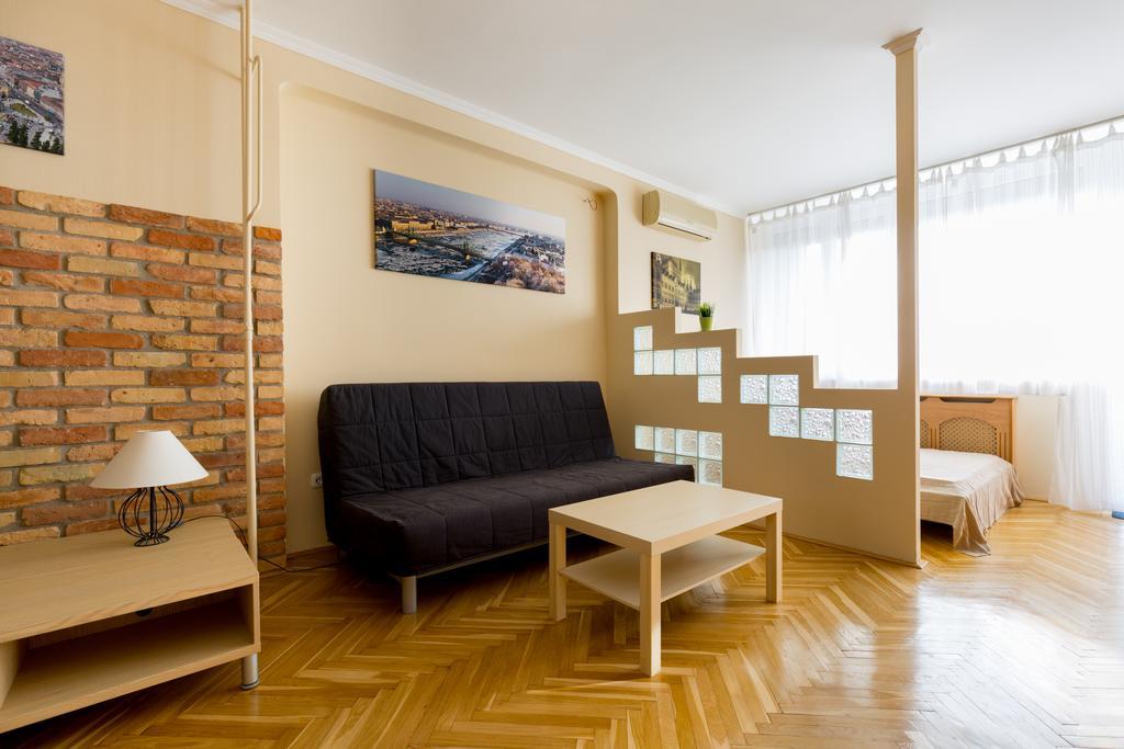 East Station Studios - Baross Home 1 & 2 بودابست المظهر الخارجي الصورة
